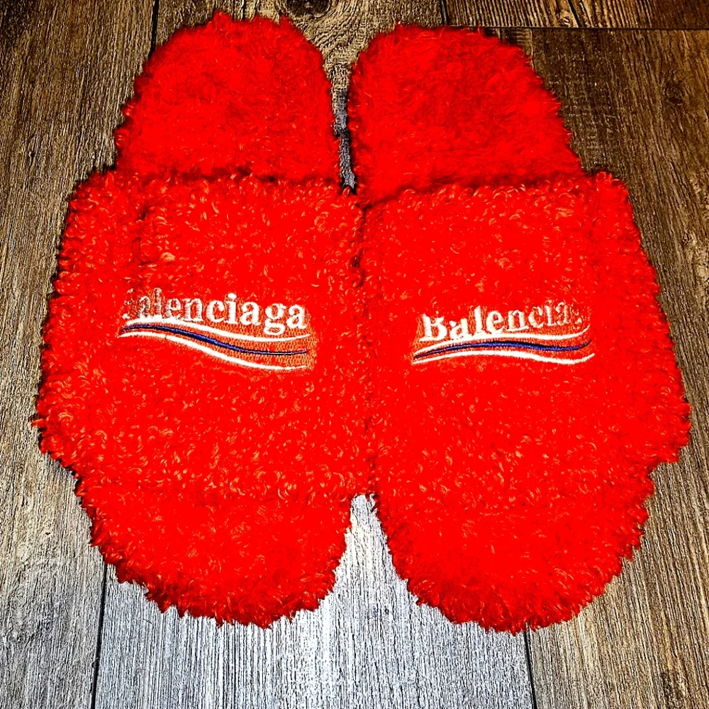 Balenciaga Red Slides - Picture 1 of 11